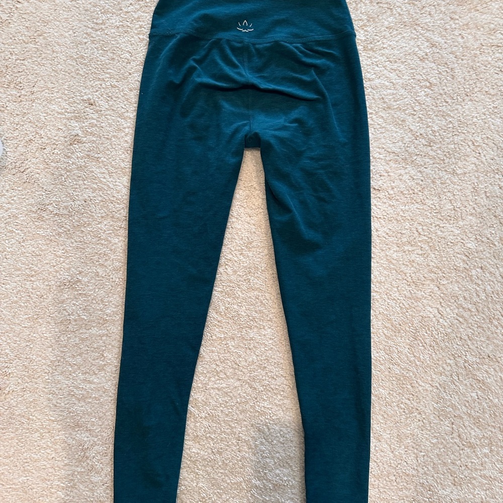 Beyond Yoga Teal Comfort Leggings